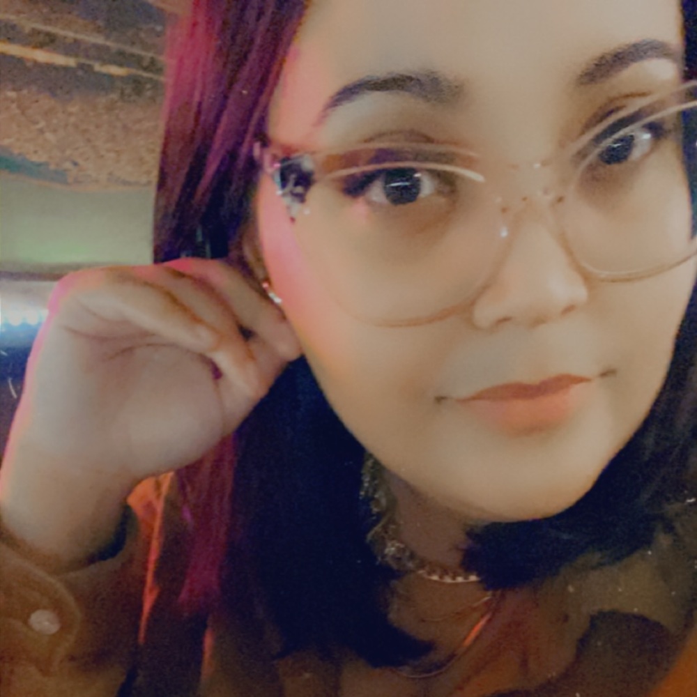 Meet your Posher, Kiaraliz